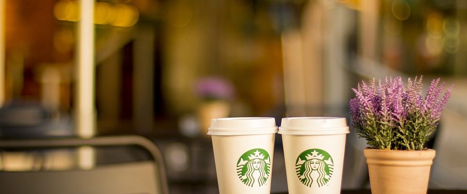 Oblíbený Starbucks